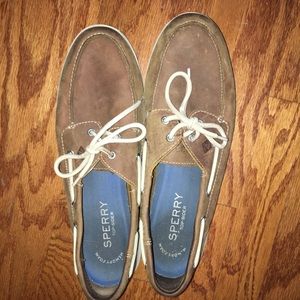 sperry boat shoes